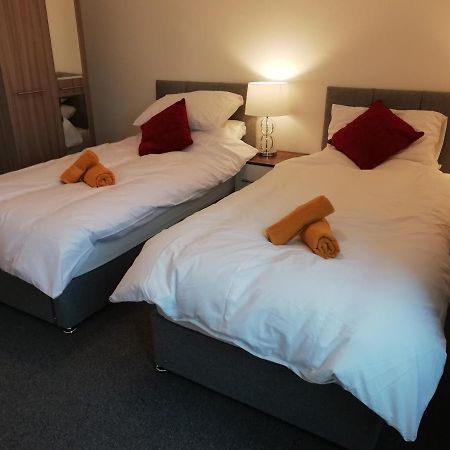 Carvetii - Vincent House - Large 3 Bedroom Apartment With On-Site Parking Lochgelly Eksteriør bilde