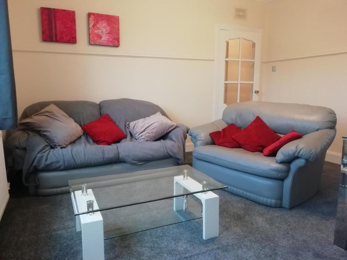 Carvetii - Vincent House - Large 3 Bedroom Apartment With On-Site Parking Lochgelly Eksteriør bilde